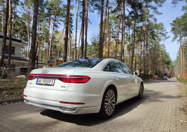 Audi A8 cena 210000 przebieg: 97000, rok produkcji 2019 z Warszawa małe 667